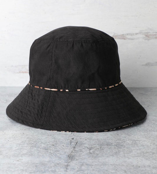 Reversible Leopard/Black Hat