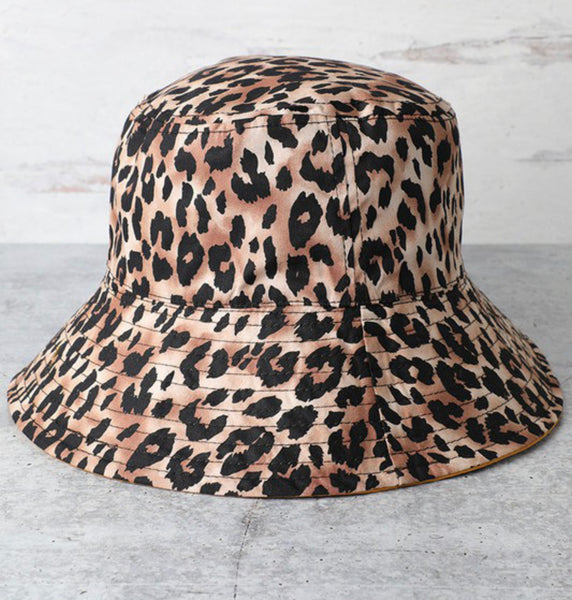 Reversible Leopard/Black Hat